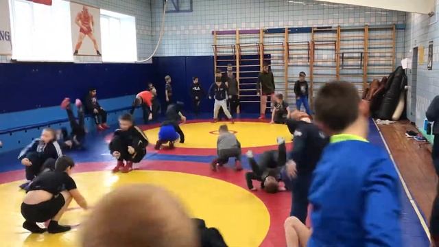 Разминка классиков на п.Дружба смотреть онлайн