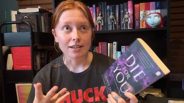 READING VLOG | reading paranormal romance and gothic horror, bookish mail & halloween baking! ?? смотреть онлайн