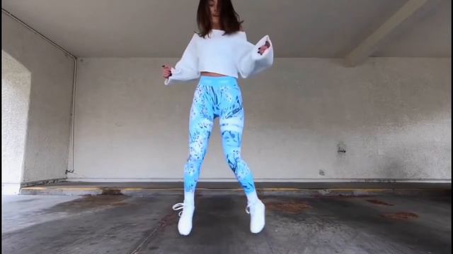 Danc Gerl 3.05 DOPEDROP - Moskau