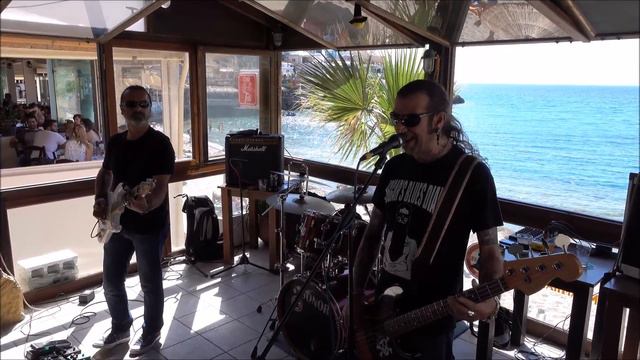 Deja Blue live at Baba Yaga Rockstation - Matala - 3 смотреть онлайн