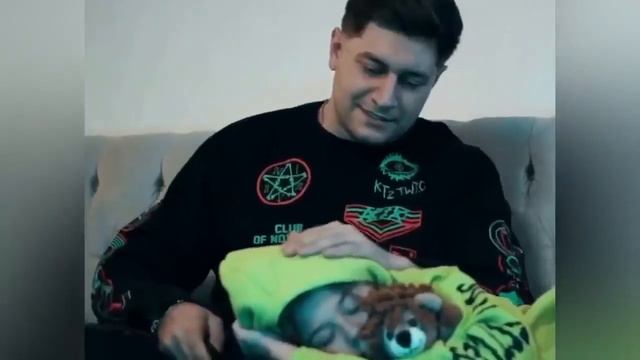 Дава и Милана Хаметова|Самое трогательное видео?. смотреть онлайн