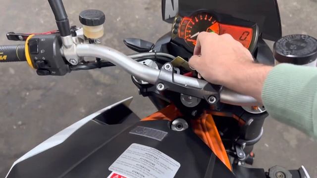 Ktm SuperDuke R 990 фирма FreshmotoPRO смотреть онлайн