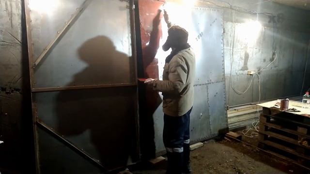 Делаем ворота на хозяйственный блок смотреть онлайн