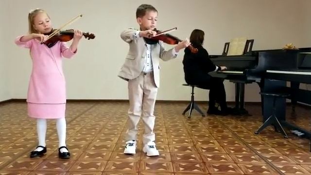 М. Качурбина " Мишка с куклой" смотреть онлайн