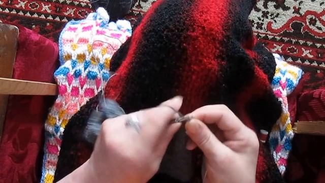 Вяжем простой красивый узор на круговых спицах смотреть онлайн