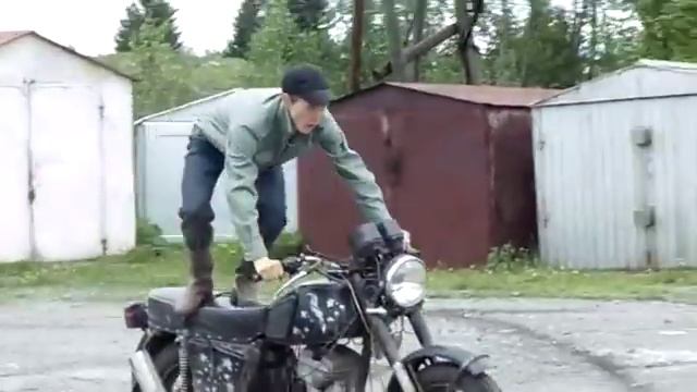 Неудачный трюк на ИЖЕ смотреть онлайн