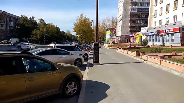 Обзорное видео, г. Тюмень, ул. Республики, 183 смотреть онлайн