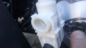 Квадроцикл,переключение передач механической КПП руками.