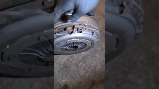 AUDI A4 B8 Clutch And Flywheel Change #Sachs #Clutch #Kit                  #subscribe