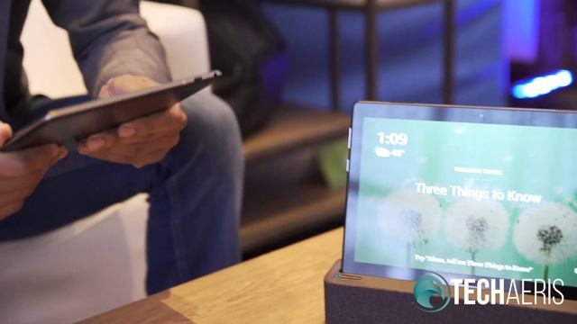 [CES 2019] Lenovo announces smart tab P10 and M10 with Alexa смотреть онлайн