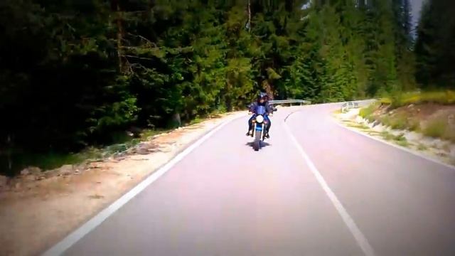 Honda CB-1 през Родопите смотреть онлайн