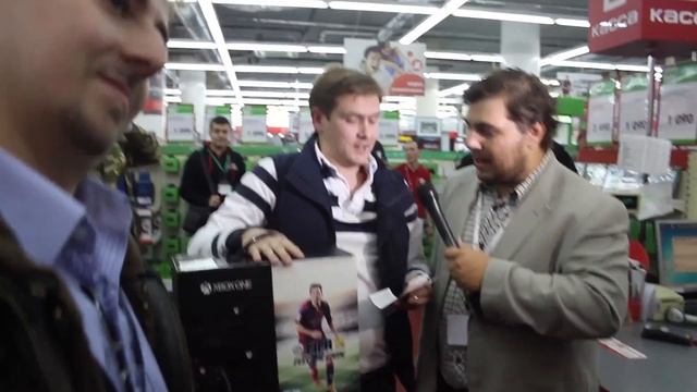 Первый покупатель XBOX ONE в России смотреть онлайн