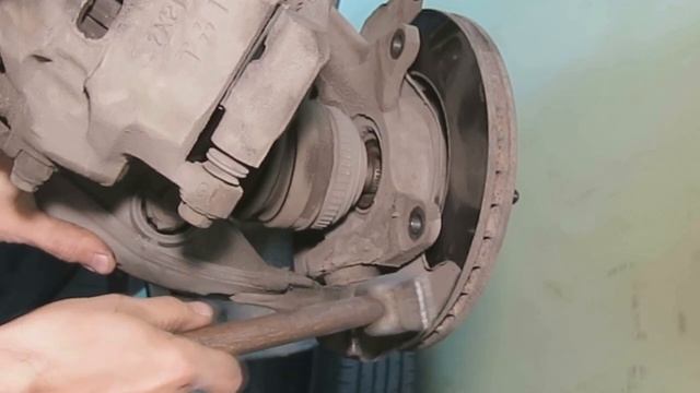 ПРОСТАЯ ЗАМЕНА ШАРОВОЙ Honda. Как поменять шаровую опору. #ремонтавто "Гараж №6" смотреть онлайн