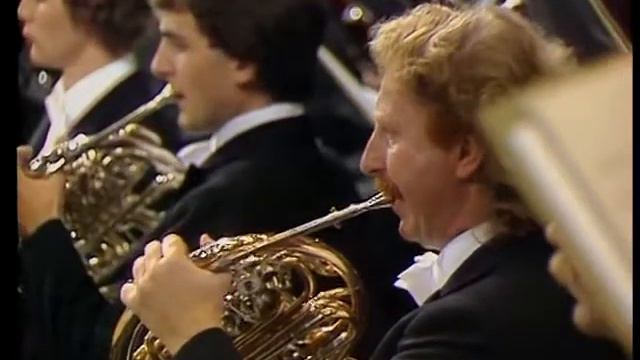 Bruckner Romantic Symphony No 4 - Celibidache Münchner Philharmoniker - 1983 Herkulessaal Live смотреть онлайн