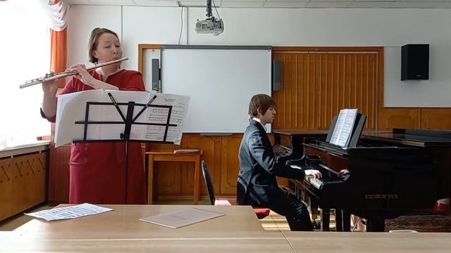 Небольшая концертмейстерская программа. Исполняют Наталья Вихирева и Антон Хазипов. смотреть онлайн