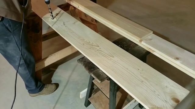 Vintage Carpenter Tool Box Made from Wood I found from Dumpster Diving смотреть онлайн