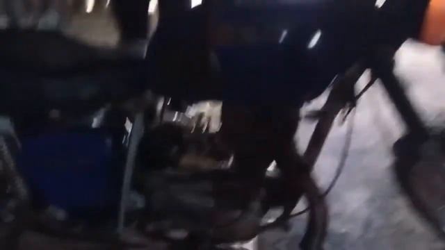 Завожу мотоцикл рукой Иж планета смотреть онлайн