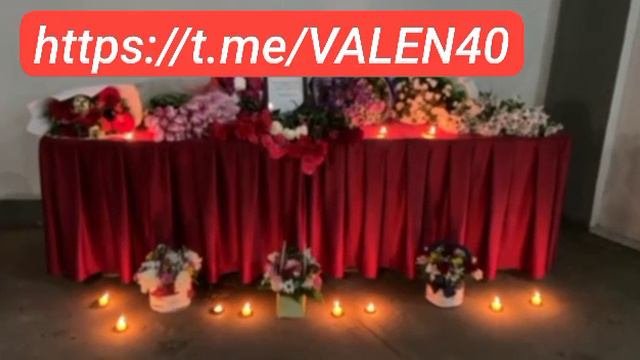 Жители Минска, Ташкента, Таллина, Стокгольма, Кишинёва, Парижа и множества других столиц несут цветы смотреть онлайн