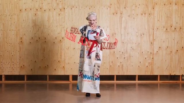 Vivienne Westwood: We are facing mass extinction. OVERHEATED смотреть онлайн
