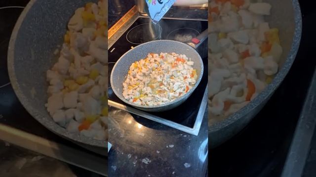 ВКУСНЕЙШИЙ ЭНЧИЛАДОС С КУРИЦЕЙ! БЫСТРО И ПРОСТО! смотреть онлайн