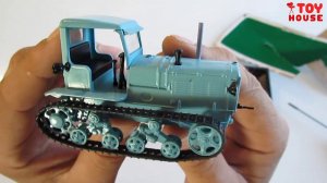 Коллекционная модель гусеничного трактора СХТЗ-НАТИ масштаб 1/43 распаковка и обзор