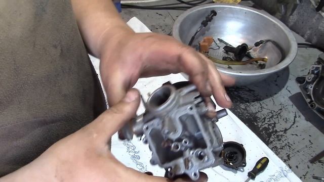 SUZUKI Intruder 400 classic обслуживание карбюратора смотреть онлайн