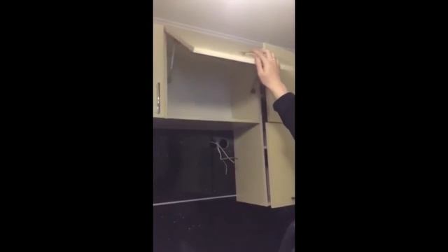 Работа салона Райская Мебель Кухня на фасадах Акрилайн Фурнитура blum смотреть онлайн