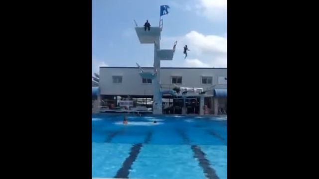 David Blaine: On ten meter with Toby Stanley, Tomas F. and many other divers. смотреть онлайн