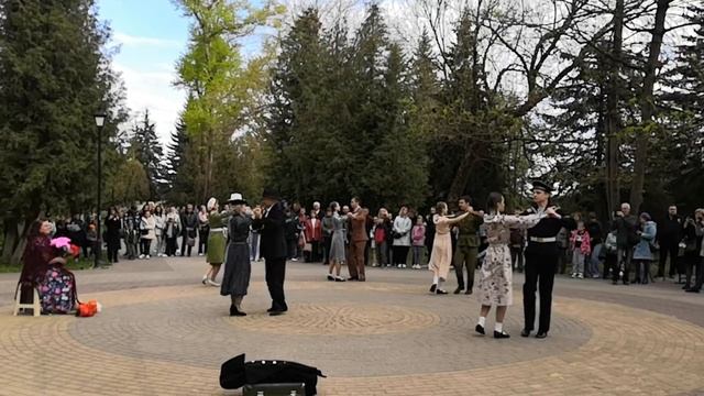Историческая реконструкция Бала Победы 1946 г. "Танго соловья", ТСК "Созвездие". смотреть онлайн