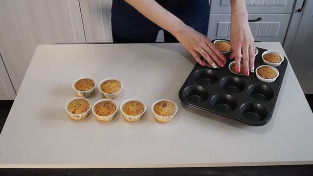 Капкейки с шоколадной крошкой и банановым кремом смотреть онлайн