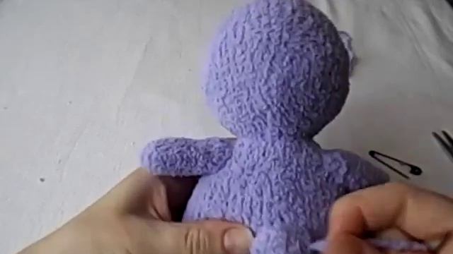 МК 4. Заяц спицами из Alize Softi. Часть 4. СБОРКА. Подробный мастер-класс. смотреть онлайн