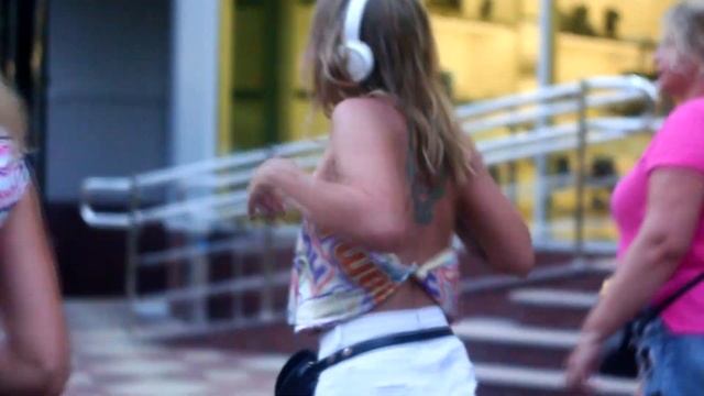 Танцуй песня, танец как отключить мешающую голову и начать наслаждаться жизнью смотреть онлайн