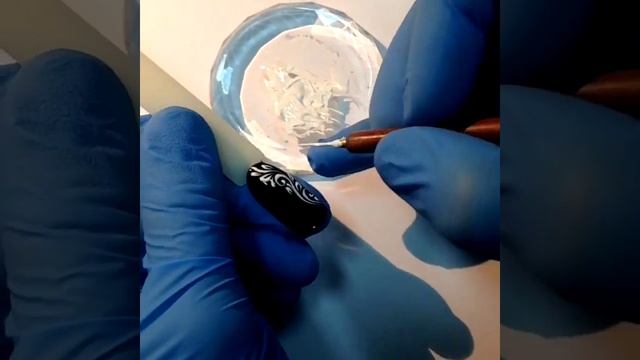 Мастер-класс "Дизайн акриловыми цветными пудрами" смотреть онлайн