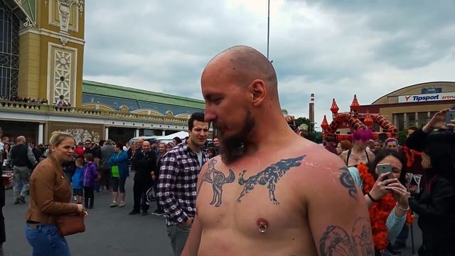 2017.05.20 Fly High Tribe Suspension crew on 19 Tattoo convension in Prague смотреть онлайн