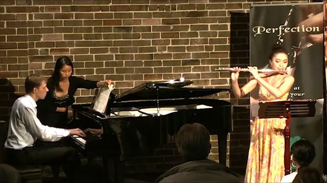 Bach Sonata in G minor for Flute and Harpsichord, BWV 1020 смотреть онлайн