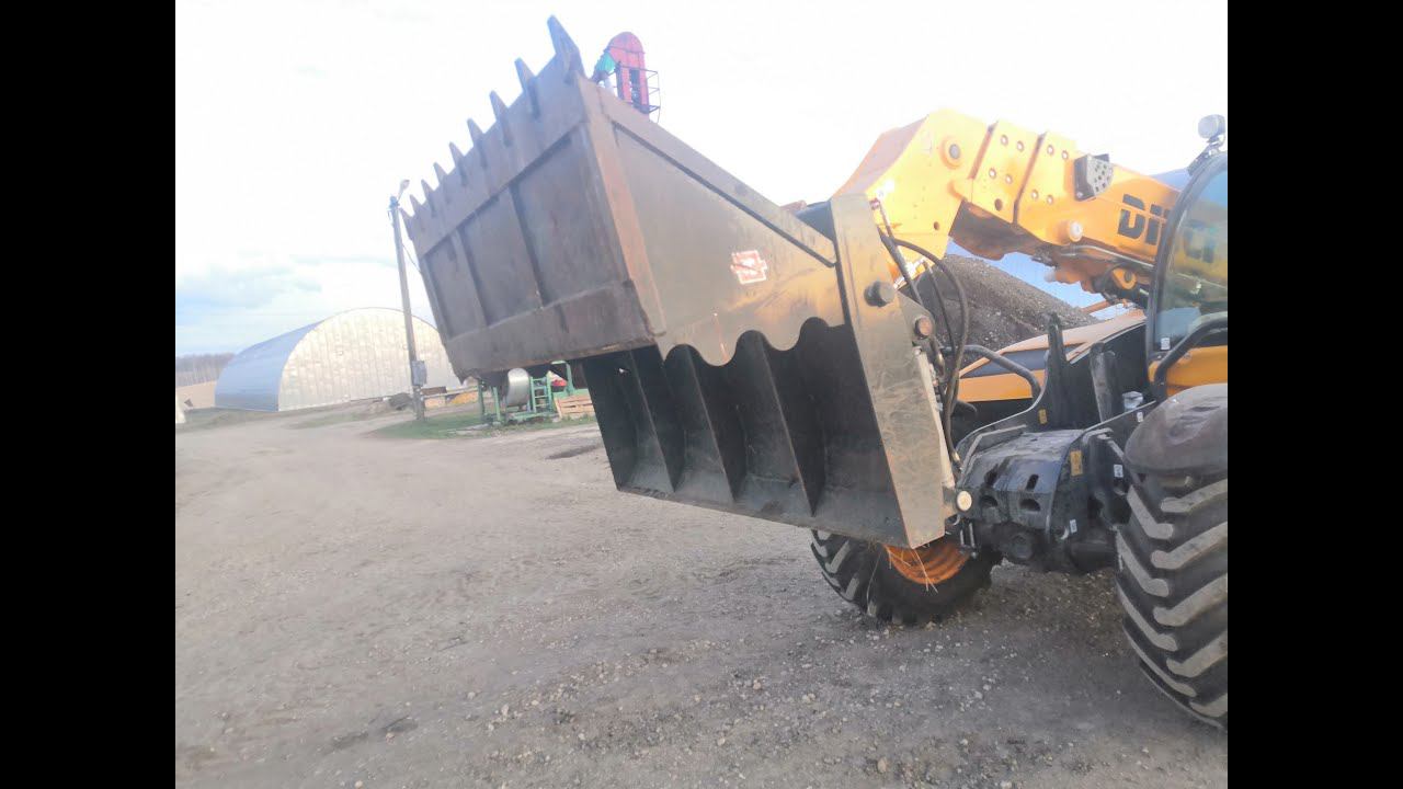 Телескопический погрузчик Dieci 38.10 Челюстной ковш. смотреть онлайн