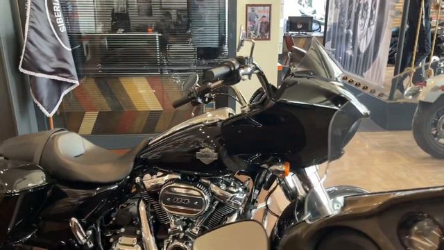 Road Glide Special 114 Harley-Davidson vivid black 2021 смотреть онлайн