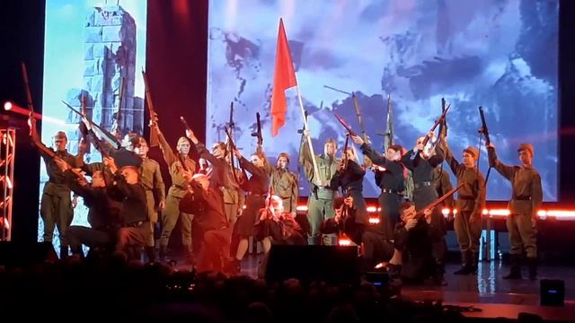 БЕЛГОРОДУ 426 ЛЕТ.mp4
КОНЦЕРТ - ЛЕТОПИСЬ ГОРОДА смотреть онлайн