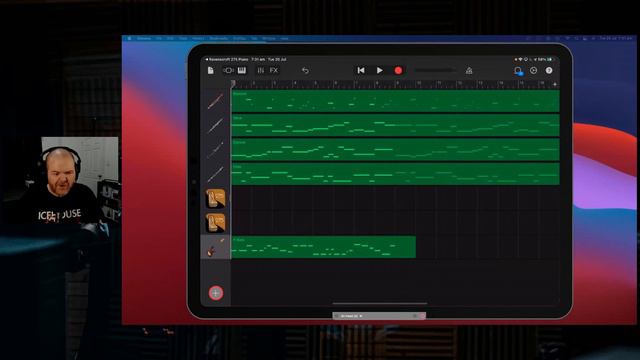 Record GUITARS using the keyboard in GarageBand iOS (iPad/iPhone) смотреть онлайн