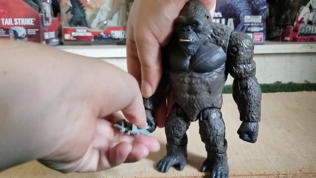 playmates toys Godzilla vs Kong Kong with fighter jet review смотреть онлайн