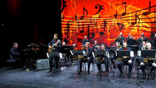 Джаз-оркестр имени Вадима Людвиковского  IN A MELLOW