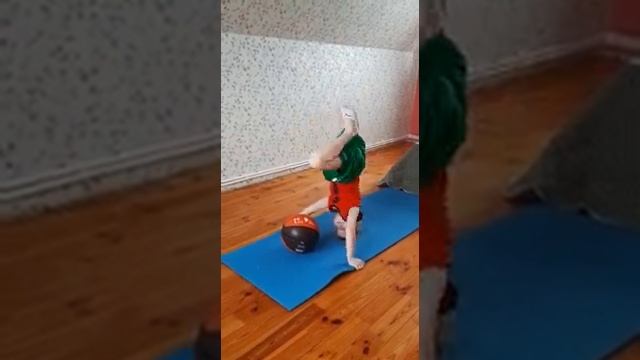 Домашняя тренировка Климовой Ангелины (баскетбол). Тренер-преподаватель Фомин П.Н. #спортнормажизни смотреть онлайн