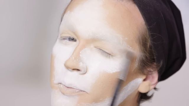 Pearl's Amazing Drag Transformation | About Face | ELLE смотреть онлайн