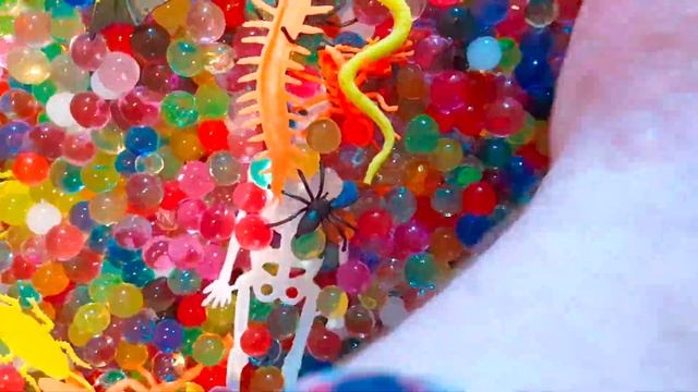 Orbeez Witches Brew! Halloween Party Game Idea смотреть онлайн