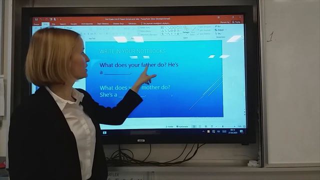 2.Sınıf İngilizce Unit 8 Present Simple and Jobs смотреть онлайн