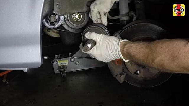 How to replace the drive axle on a Honda Civic (96-00), CR-V (97-01), Acura Integra (94-00) смотреть онлайн