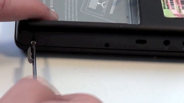 Ремонт MacBook Black 13.3 A1181 2006 замена wi-fi адаптера (Airport disassembly) смотреть онлайн