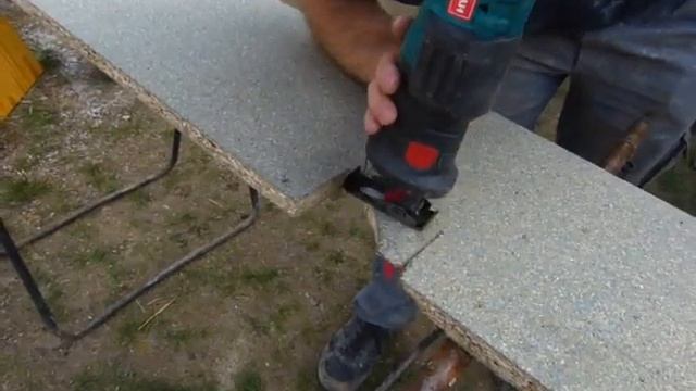 Scie Sabre à Batterie, HYCHIKA 18V Scie Egoîne Electrique sans Fil, utile, efficace et sans fil ! смотреть онлайн