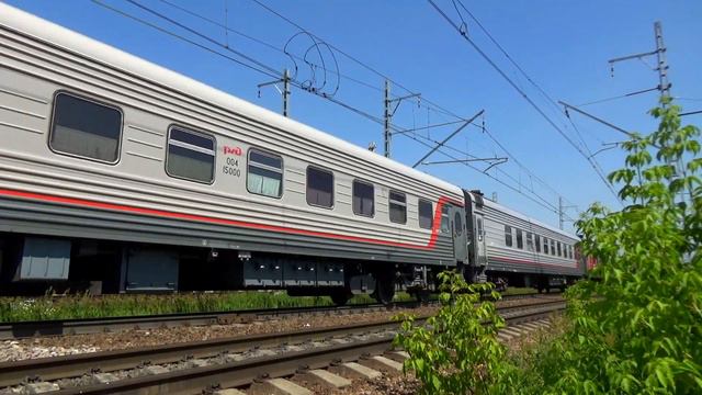 Электровоз ЭП2К-217 с пассажирским поездом №479 "Санкт Петербург - Сухум" смотреть онлайн