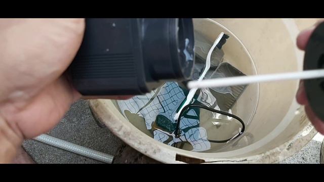First time to Clean 50 gallon tank submersible pump! || DC hobby about fish Ep. 19 смотреть онлайн